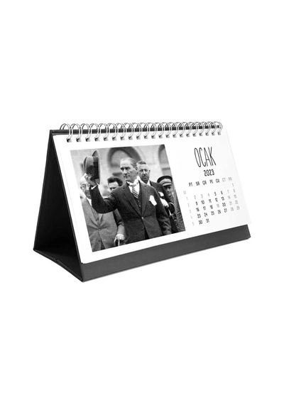 2027 Atatu Rk Takvimi - Atatürk Fotoğraflı 2027 Masa Takvimi
