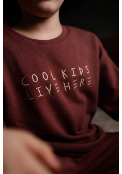 Antebies Pamuk Kumaştan Üretilmiş, Cool Kids Nakışlı, Uzun Kollu Erkek Çocuk Sweatshirtü, Bel Lastikli Bağcıklı Eşofman Takımı Bordo