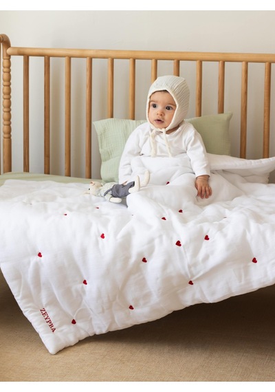 Nakışlı Müslin Bebek Yorgan Müslin Yorgan Beyaz - Kırmızı