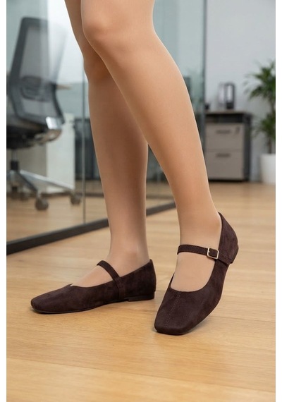 Shoetek Argus Kadın Babet Dolgu Topuklu Bantlı Tokalı Kahverengi Süet Kahve