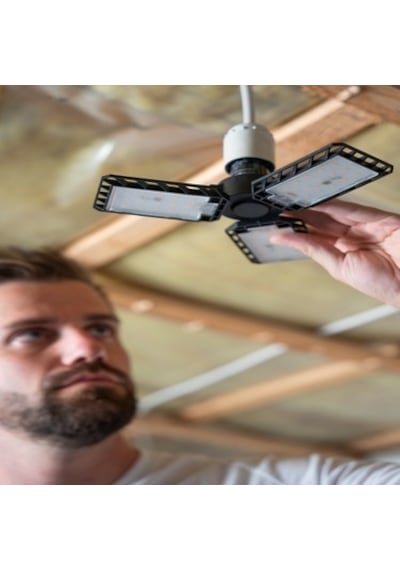 17w 4000k Beyaz Işık Yayan Highbay Blade Aydınlatma Açık