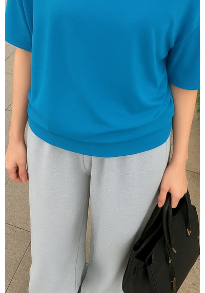 Koyu Mavi Kadın Düşük Omuz Kayık Yaka Oversize T-shirt Çok Renkli