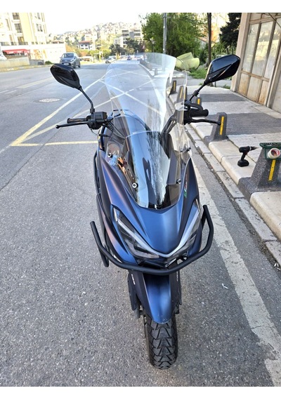 Motocam Küba Newlight 50 Pro Ön Cam 2023-2026 Model 58cm Şeffaf Renkli 4mm  Boylu