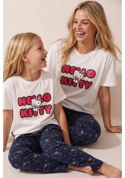 Siyah İnci Hello Kitty Lisanslı %100 Pembe Çok Renkli Bisklet Yaka Pijama Takım 26120461 Ekru