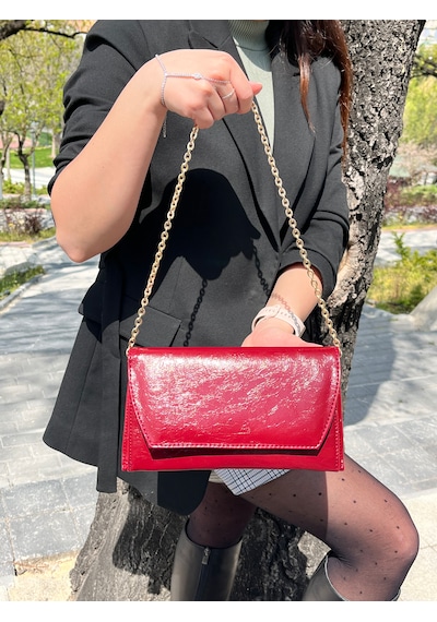 Butikolea Edge Mini Zincir Askılı Portföy Kadın Çantası Kırmızı