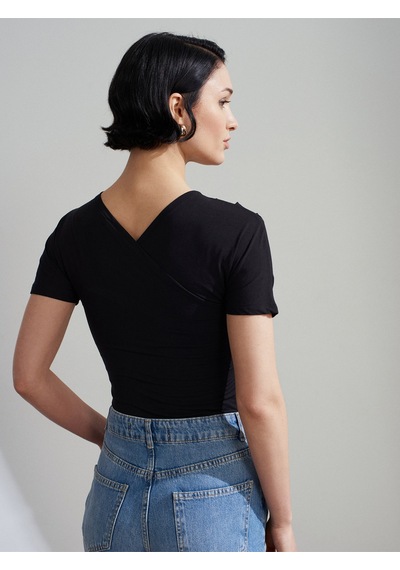 Dilvin 32659 Drapeli Kısa Kollu Top-siyah Bluz - 101a32659