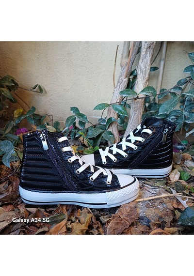 Scarpe Magiche Elyaflı Paraşüt Model Kız Çocuk Ayakkabısı 31-35 Numara Arası Işıksızdır Siyah Scarpe Magiche Elyaflı Paraşüt Model Kız Çocuk Ayakkabısı 31-35 Numara Arası Işıksızdır Siyah