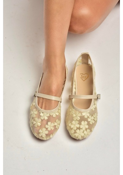 Fox Shoes Y726711415 Bej File Çiçek Motif İşlemeli Kadın Babet Bej