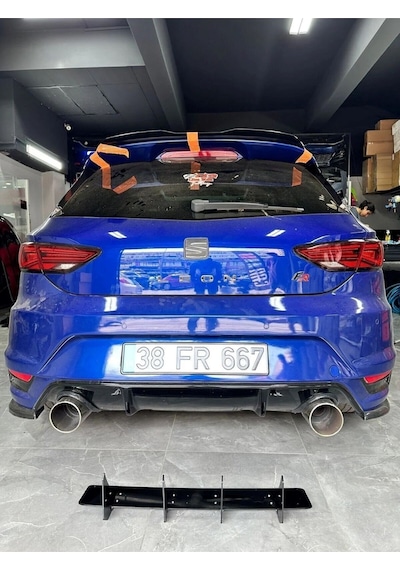 Seat Leon Aero Tampon Arka Tampon Splitteri Arka Difüzör Cnc Flap Seti Parlak Siyah Boyalı Model 2