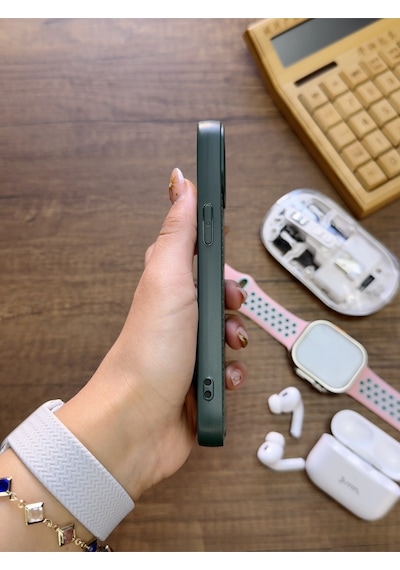 Apple iPhone 14 Uyumlu Premium Deri Dokulu Darbelere Karşı Dayanıklı Nazal Silikon Kılıf Haki