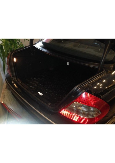 2007 2008 Mercedes E Serisi W211 Bagaj Havuzu Araca Özel Kauçuk