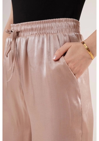 Defymoda Parlak Görünümlü Cepli Bej Bol Paça Pantolon Bej