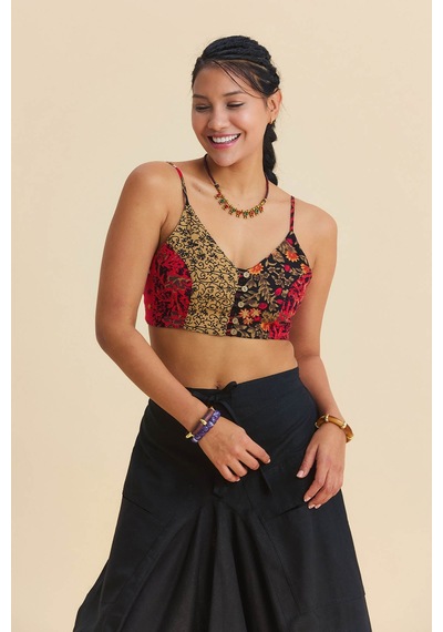 İnce Askılı Düğme Detaylı Crop Bluz Desenli