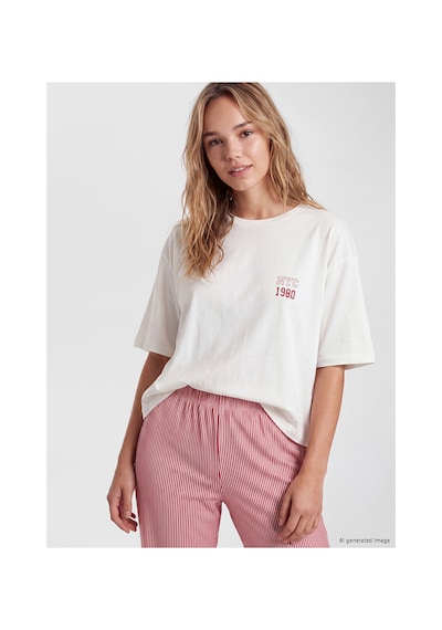 LC Waikiki Alıta Cıty Farkıyla Lcw Young Kırmızı Penye Baskılı Kısa Kollu Kadın Pijama Takım Kirmizi - 929503400 Kirmizi LC Waikiki Alıta Cıty Farkıyla Lcw Young Kırmızı Penye Baskılı Kısa Kollu Kadın Pijama Takım Kirmizi - 929503400 Kirmizi