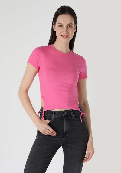 Colins Slim Fit Yuvarlak Yaka Kadın Pembe Kısa Kol Tişört Cl1063336 Q1.v2 Pın Pembe