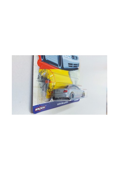 Premium Audi S4 Quattro World Tour 2024 Model Araba