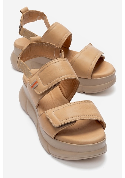 Luvishoes Celeste Koyu Bej Hakiki Deri Cırt Bantlı Kadın Kalın Tabanlı Sandalet