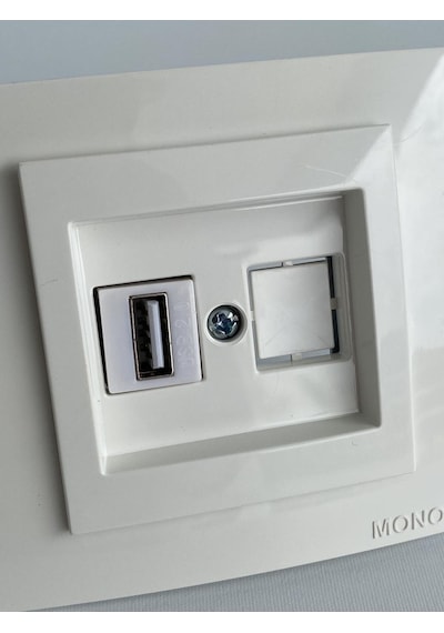 Mono Sıva Altı Usb Priz Beyaz Adaptörsüz