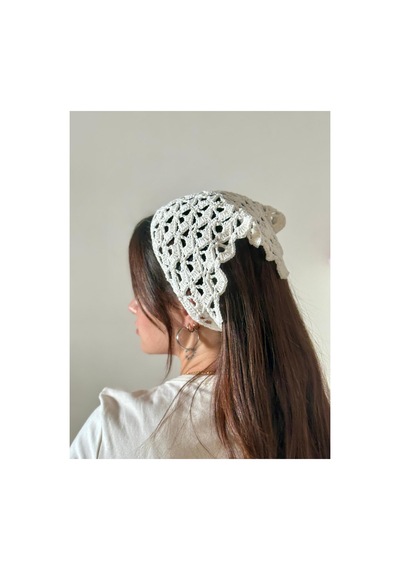 Aksesuar Beyaz Renkli Desenli El Yapımı Kroşe Örgü Bandana Beyaz Beyaz