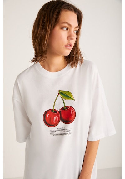 Grımelange Odalys Kadın %100 Organik Pamuklu Oversize Fit Bol Kesim Kiraz Baskılı Bisiklet Yaka Beyaz T-shirt