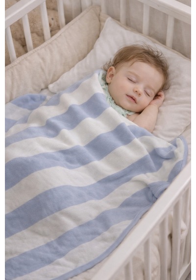 Bebe3 İplik Çizgili Biyeli Wersoft Triko İçi Polarlı Kışlık Battaniye 80 X 80 Cm Mavi Mavi
