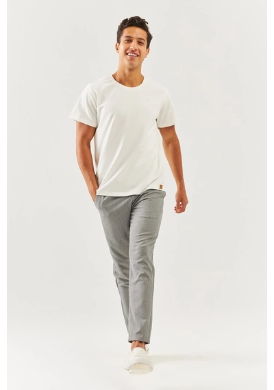 Erkek Oversize Rahat %100 Pamuklu Penye Bisiklet Yaka Kısa Kol Basic T-shirt Classic Collection Beyaz