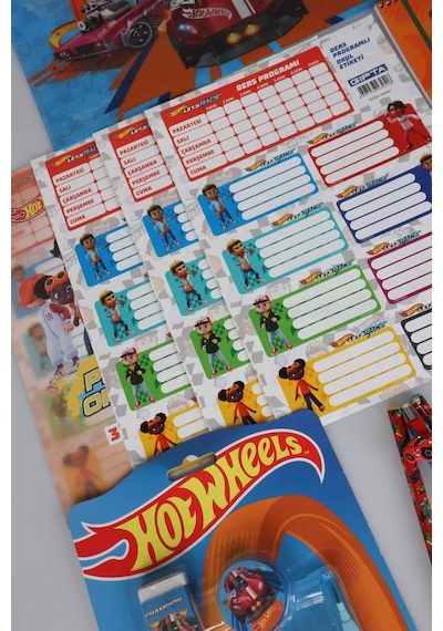 Lisanslı Hot Wheels 18 Parça Kırtasiye Seti Makas,bloknot,roket Silgi,uçlu Kalem 0.7mm Altın