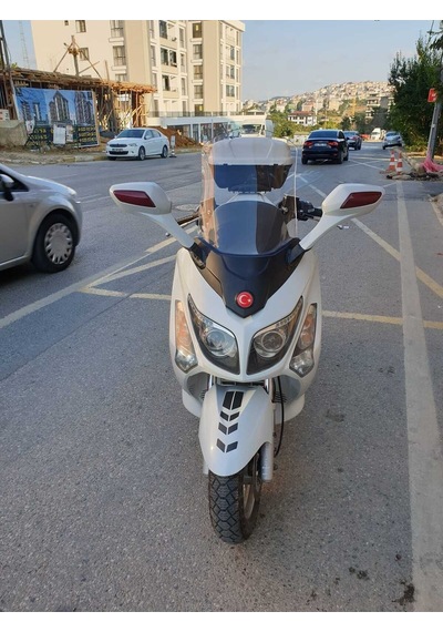 Motocam Sym Gts Evo 250 Ön Cam 2006-2015 Model 63cm Şeffaf Renkli 4mm 10cm Daha Uzun