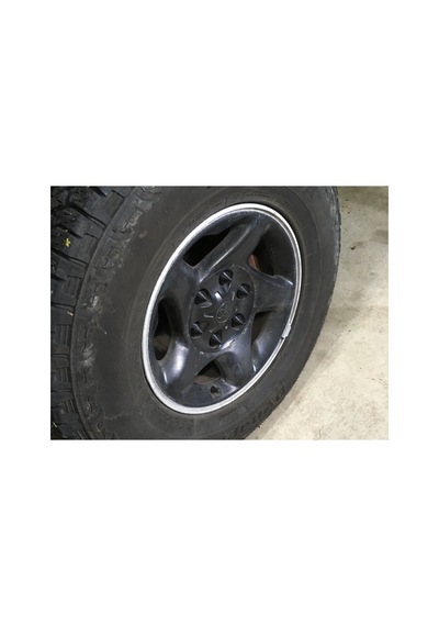 2001 Toyota Tundra Sivri Bijon Kapağı Spiked Lug Nut Caps