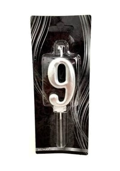 - 9 Yaş Gümüş Pasta Mumu