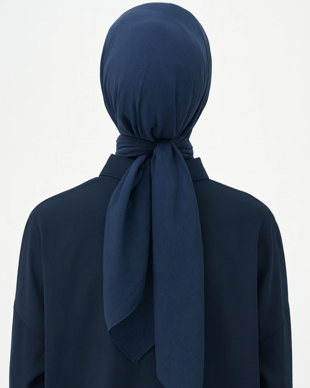 Bilenler Konfor Eşarp 195x85 Cm 4 Mevsim Kullanım Terletmez, Kaymaz, Pamuk Polyester Karışımlı Rahat Eşarp Indigo