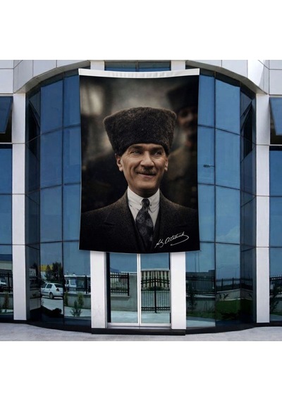 Gülümseyen Mustafa Kemal Atatürk Portresi Poster Bayrak Raşel Kumal 4x6 Metre Ata65 Diğer