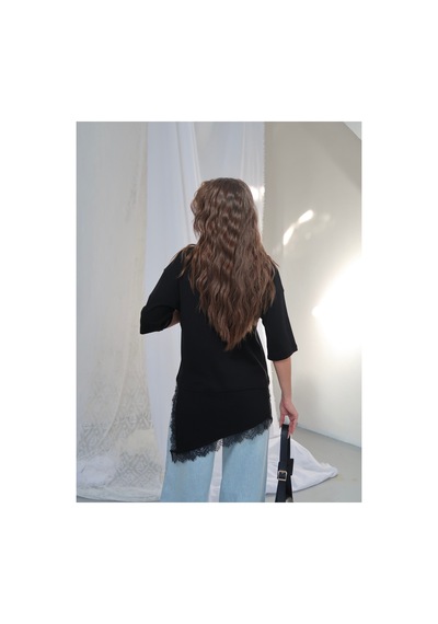 Paw Garage Kadın Elora İnterlok Kumaş Eteği Dantel Detaylı Oversize T-shirt Siyah