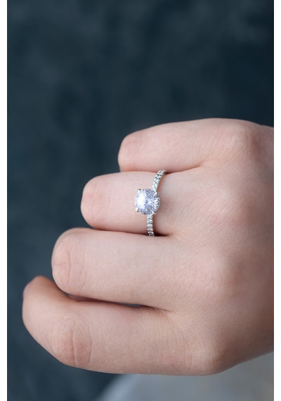 2.12 Ct Kenarı Taşlı Pırlanta Topaz Tektaş Yüzük