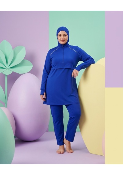 Pierre Cardin Büyük Beden Dik Yaka Yarım Fermuarlı Midi El Dar Paça Likralı Çift Boneli Tesettür Mayo Saks Pierre Cardin Büyük Beden Dik Yaka Yarım Fermuarlı Midi El Dar Paça Likralı Çift Boneli Tesettür Mayo Saks