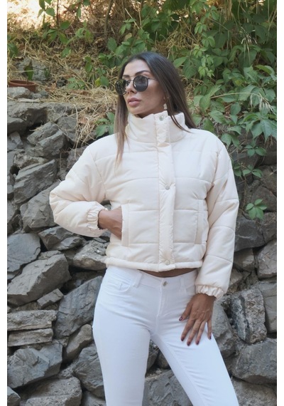 Keyifli Moda Kadın Bej Dik Yaka Çıtçıtlı Fermuarlı Kısa Şişme Mont - 40 Bej