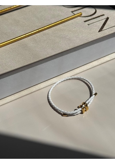 Beyaz Deri Görünümlü Çift Dolamalı Çelik Detaylı Bileklik Unisex Tasarım Altın