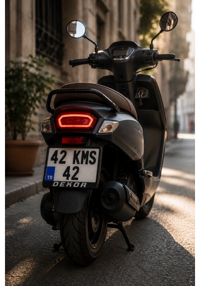 Dekor Yazılı Motosiklet Plakalığı