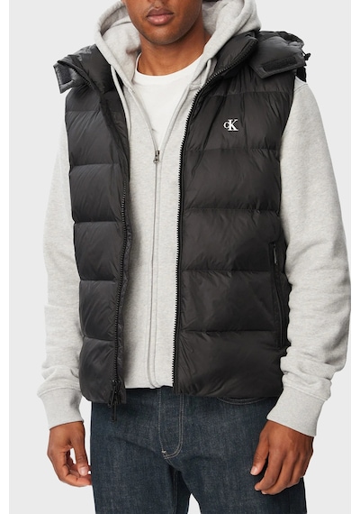 Calvin Klein Kapitoneli Çıkarılabilir Kapüşonlu Yaka Şişme Yelek Lv04rg514gub1 Erkek Yelek Lv04rg514g Ub1 Siyah Calvin Klein Kapitoneli Çıkarılabilir Kapüşonlu Yaka Şişme Yelek Lv04rg514gub1 Erkek Yelek Lv04rg514g Ub1 Siyah