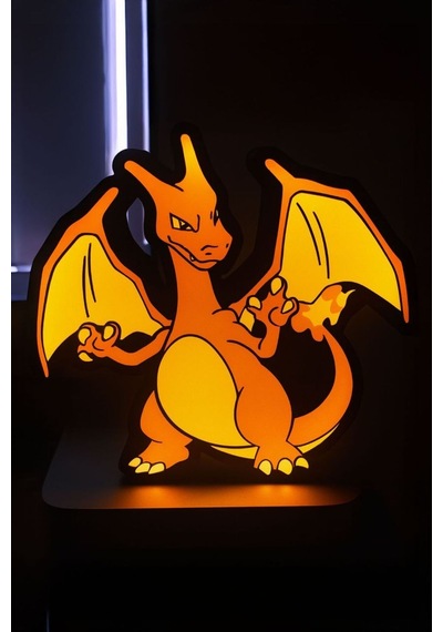 Charizard Tasarımlı Dekoratif Gece Lambası Çok Renkli