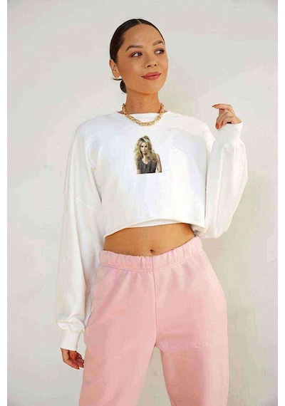 Shakira Baskılı Crop Kadın Beyaz Sweatshirt