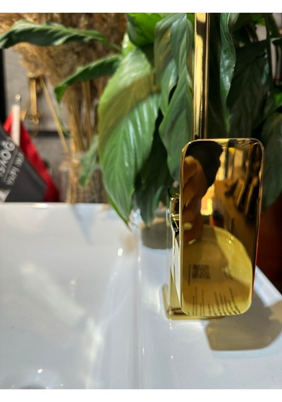 İsaoğlu Yapı Gold Kare Mutfak Bataryası Premium Pvd Gold Evye Musluğu Frezya Armatür Gold