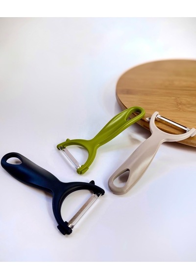 1 Adet Y Tipi Sebze Soyacağı Paslanmaz Çelik Bıçaklı Meyve Sebze Soyucu Ergonomik Saplı Patates Havuç Salatalık Soyacağı, Renk Karışık Gönderim Çok Renkli