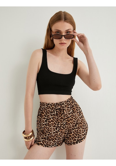 Koton Mini Şort Leopar Desenli Beli Bağcıklı Slim Fit Siyah Desenli 4sal40196ık Siyah Koton Mini Şort Leopar Desenli Beli Bağcıklı Slim Fit Siyah Desenli 4sal40196ık Siyah