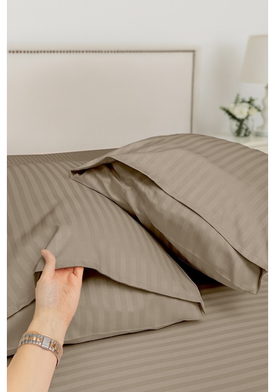 Çift Kişilik %100 Pamuk Saten Nevresim Seti Premium Seri 8 Renk Seçeneği 200x220 Bal Köpüğü