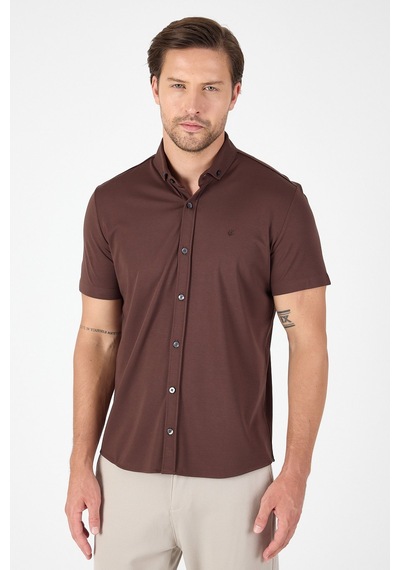 İmza Koyu Kahverengi Kısa Kol Düğmeli Yaka Cepsiz Performans Ürün Slim Fit Gömlek 1004250256 Koyu Kahverengi İmza Koyu Kahverengi Kısa Kol Düğmeli Yaka Cepsiz Performans Ürün Slim Fit Gömlek 1004250256 Koyu Kahverengi