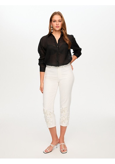 Faik Sönmez Paçası Nakış Ve Boncuk Detaylı Straight Fit Jean Capri S26jcp006 Us26jcp00673 Ekru