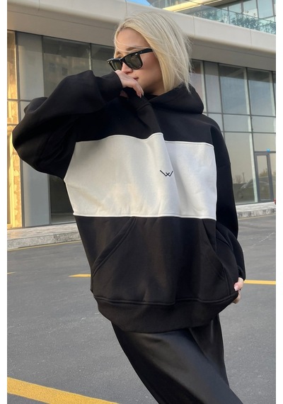 Siyah Renk Bloklu Şardonlu Sweatshirt Mg1544