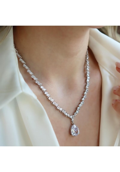 Damla Taşlı Işıltılı Gümüş Set Gümüş