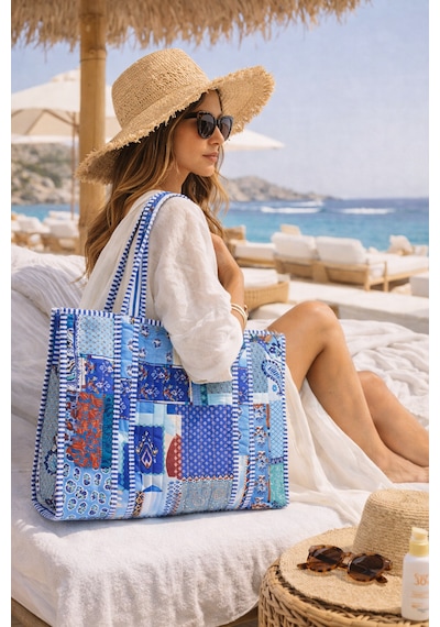 İcone Bag Patch Yama Desen Baskılı Kapitoneli Plaj Çantası, İçi Çizgili Baskılı Shopper Çanta, Pembe Plaj Çantası Mavi